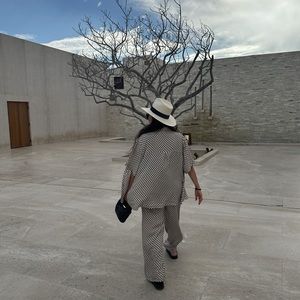 Meet your Posher, Sylvia